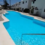 Casa Su, Precioso En Complejo Con Piscina